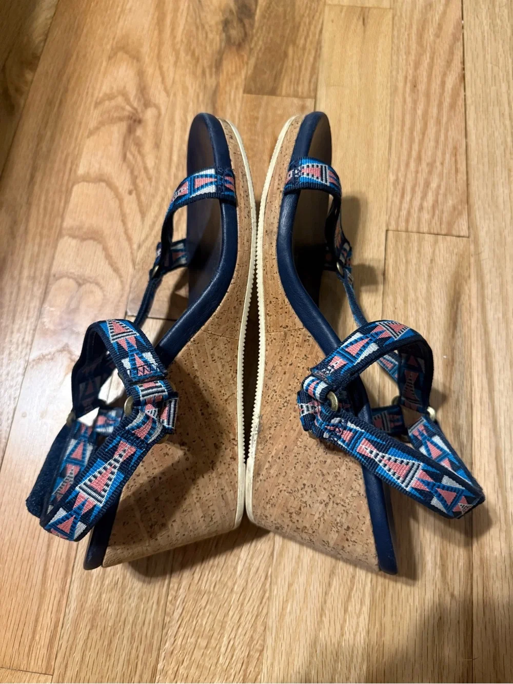 Teva Women’s Arabelle Wedge Sandals Blue Geometric Size 9.5 EUC
